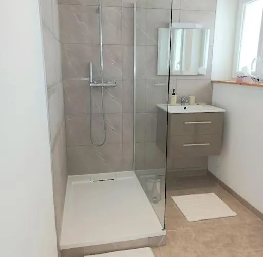 Les Geraniums 勒米尔蒙